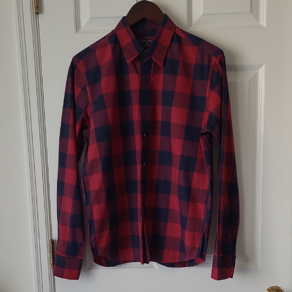 UNTUCKit Burgundy and Navy Checkered Shirt